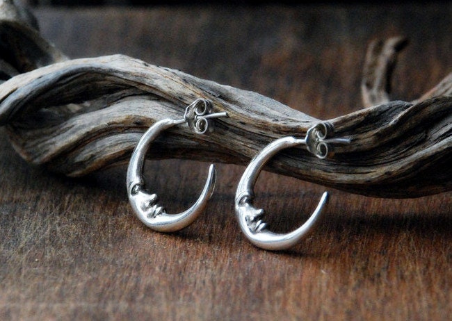 Sterling silver crescent moon earrings