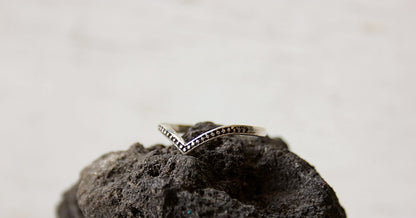 Sterling silver chevron ring woman