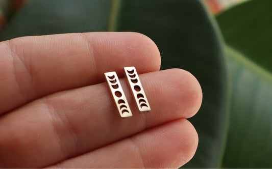 Sterling Silver Moon Phase Crescent Celestial Lunar Studs Earrings