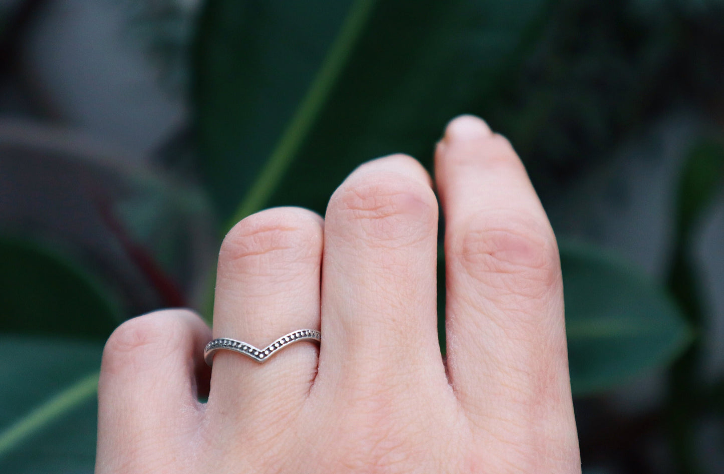 Sterling silver chevron ring woman